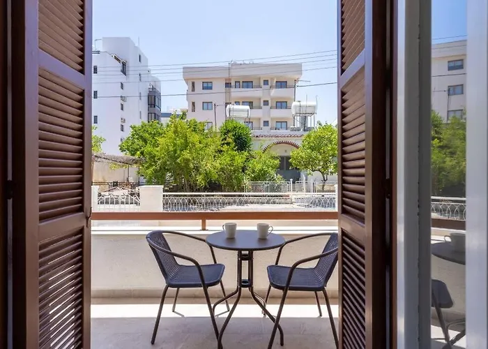 Aura 2-bedroom In * Larnaca