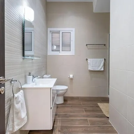 Aura 2-bedroom In